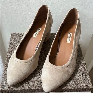 EUC Paul Green suede block heels size 8